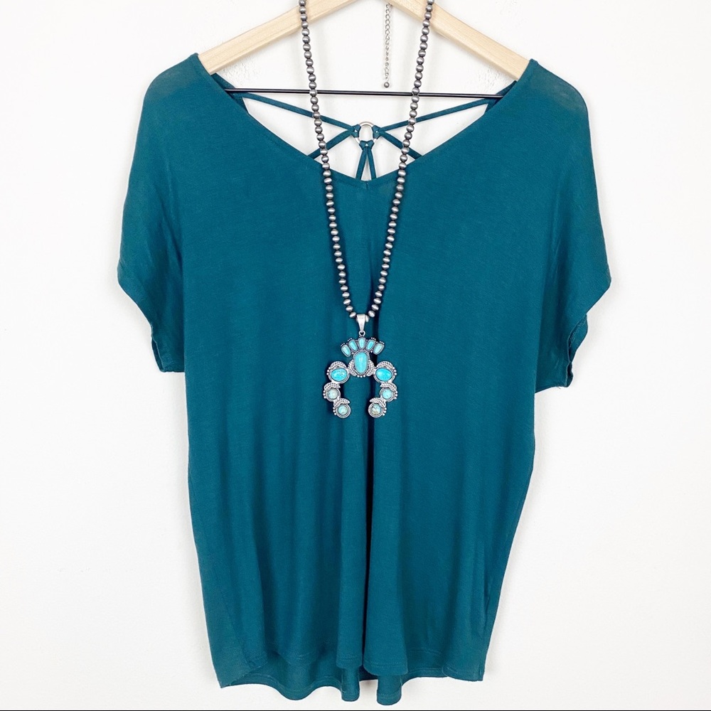 PAPERMOON V Neck Criss Cross Basic Tee M Green